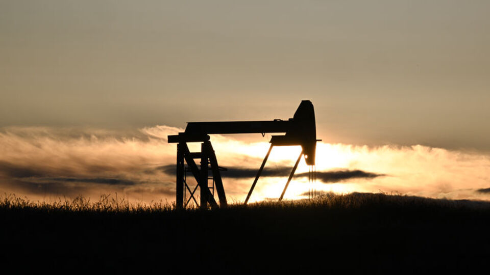 Brent petrol fiyatında sınırlı artış