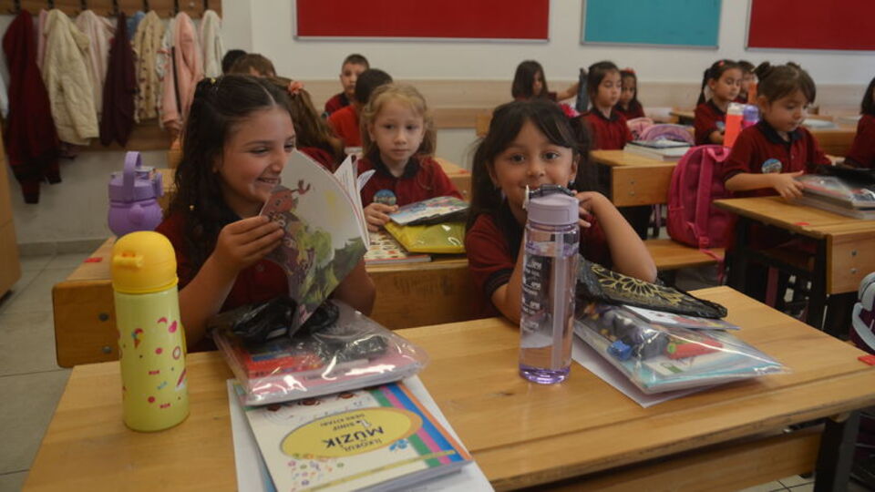 Okula giden çocuğun başarısı göz sağlığına bağlı