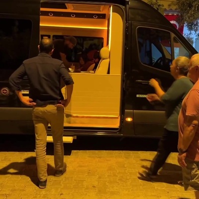 İsrail askerlerince öldürülen Ayşenur Ezgi Eygi'nin babası Aydın'daki evine geldi