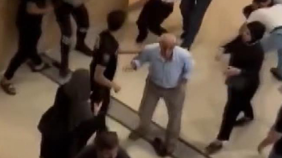 Cinayet davası sonrası adliyede "zılgıt" kavgası!