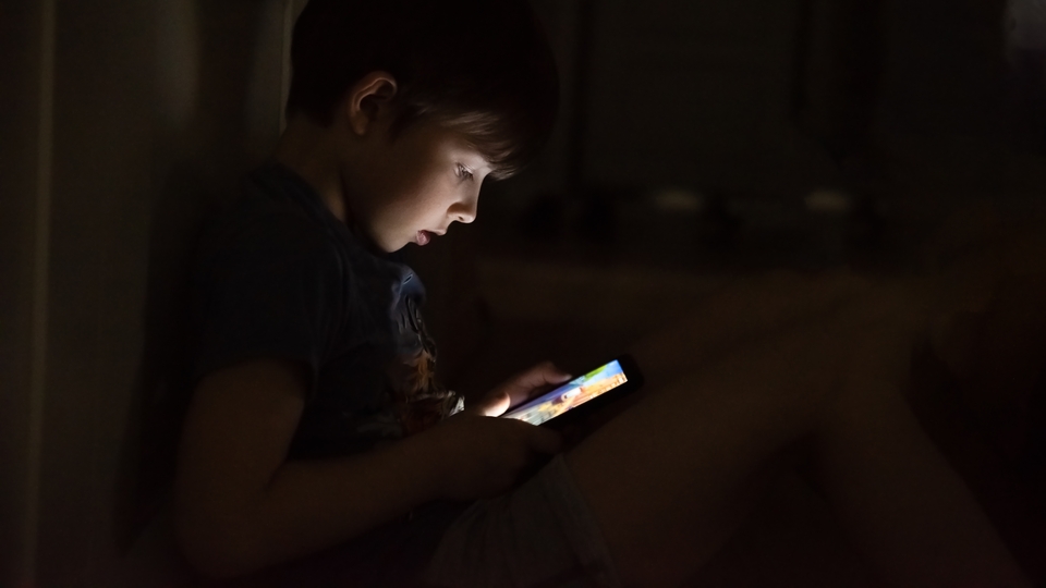 Çocukların sağlıklı ruhsal gelişimi için ekran maruziyetine dikkat!