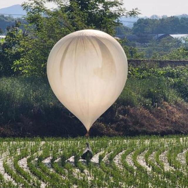 Kuzey Kore çöp balonu göndermeyi sürdürüyor