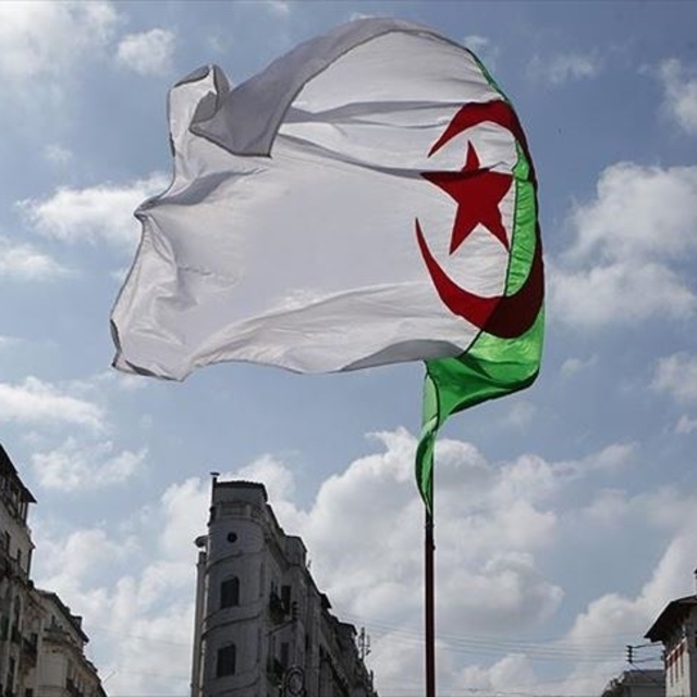  Cezayir’de cumhurbaşkanlığı seçimi kesin sonuçları açıklandı