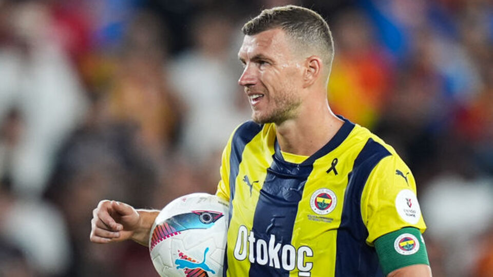 Edin Dzeko bu sezon ilk kez yedek!