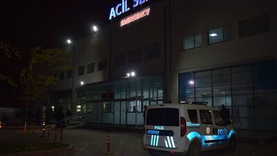  Eşini vurdu kendini yaraladı