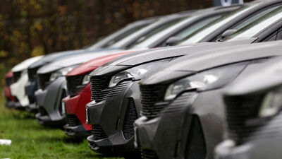 Otomotivde ithal araçlar zirve yaptı