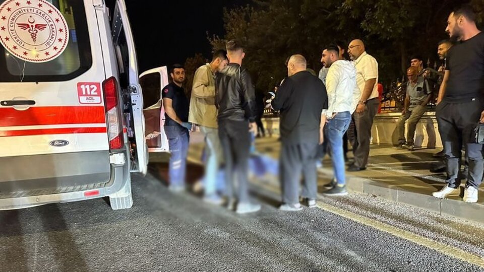 TIR'ın çarptığı motosikletli kurye öldü