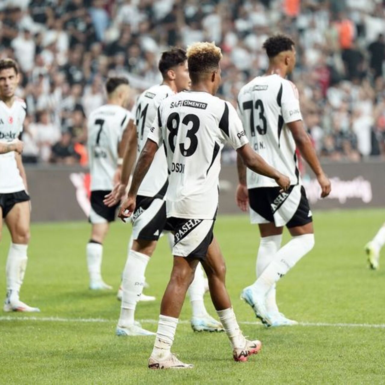 Beşiktaş kulübeden katkı alamıyor!