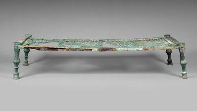 Tarihi sedir Getty Müzesi'nden Türkiye'ye iade edildi