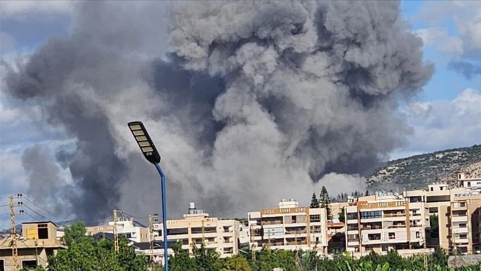 İsrail'den Lübnan'a hava saldırıları