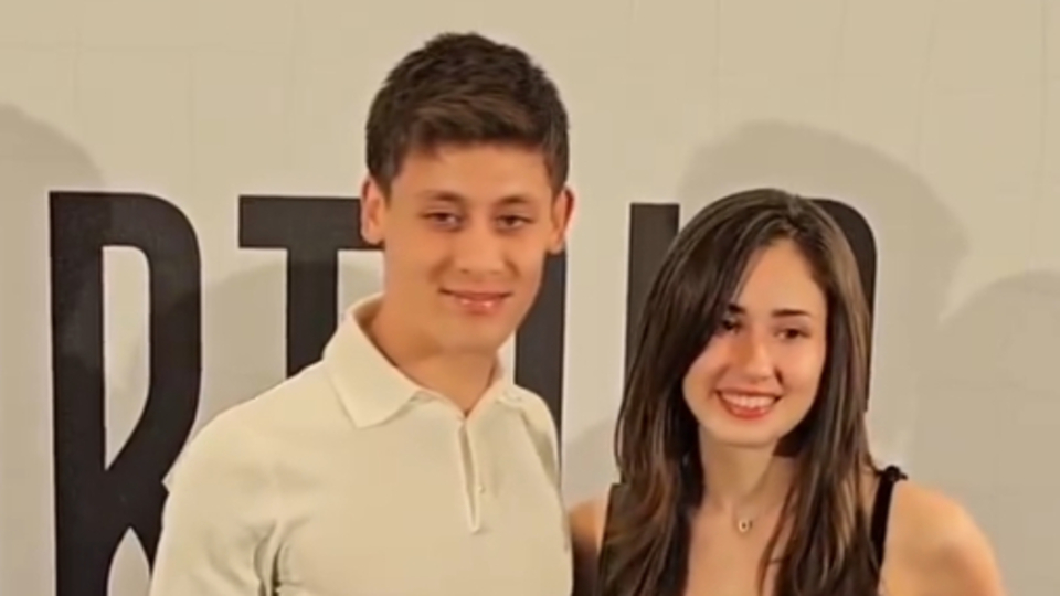 Arda Güler, sevgilisiyle galada