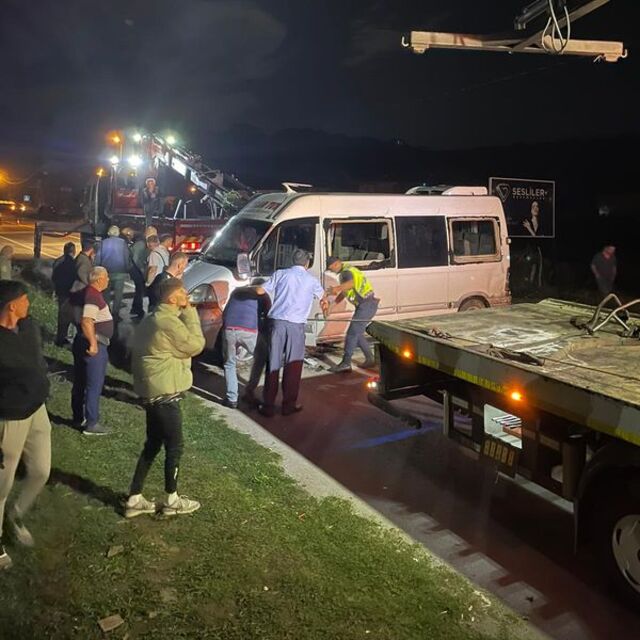 Zonguldak'ta trafik kazası: 6 yaralı