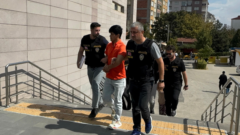 Dehşet canlı yayında ortaya çıktı: 14 yaşındaki kızı Afgan uyruklu kişiye para karşılığında satmışlar