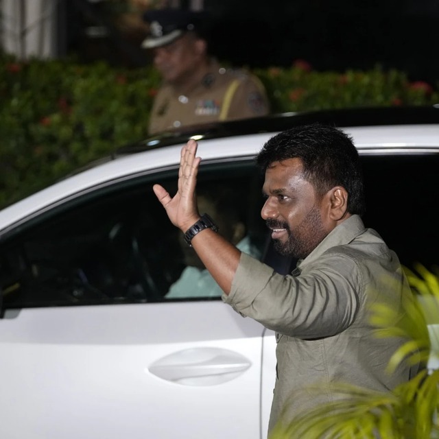 Sri Lanka'ya Marksist lider