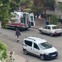  Cam silerken 7'nci kattan düştü