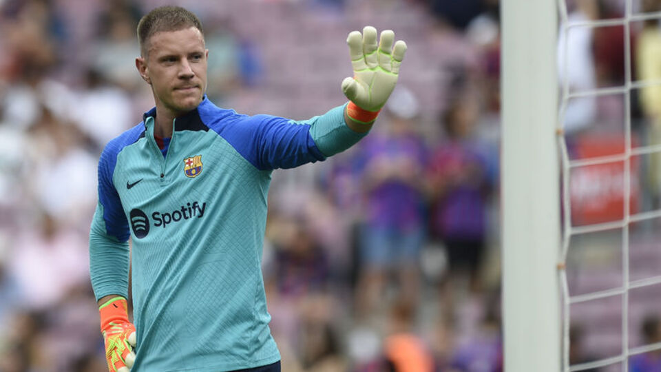 Ter Stegen, sezonu kapattı!