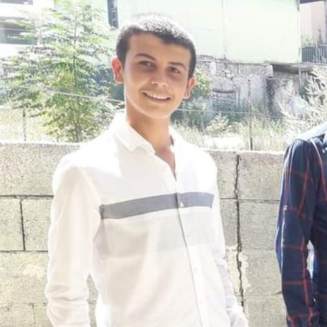 Sokakta silahlı kavga: 1 ölü, 2 yaralı