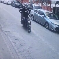 Motosikletli haraç çetesi ortalığı savaş alanına çevirdi!