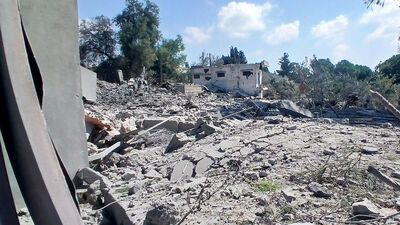 İsrail, Lübnan'a broşür atıyor