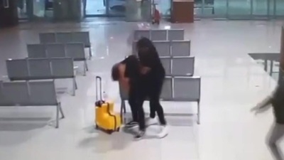 Terminalde kavga! O anlar kamerada