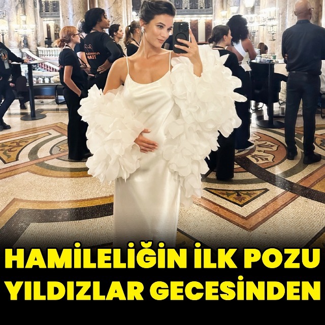 Hamilelik pozu Paris'ten