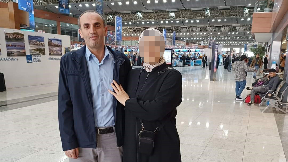 Uyuyan kocasını sevgilisiyle boğup intihar süsü verdiler!