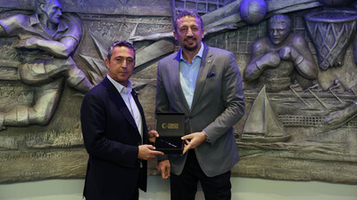 Türkoğlu'ndan Fenerbahçe'ye ziyaret