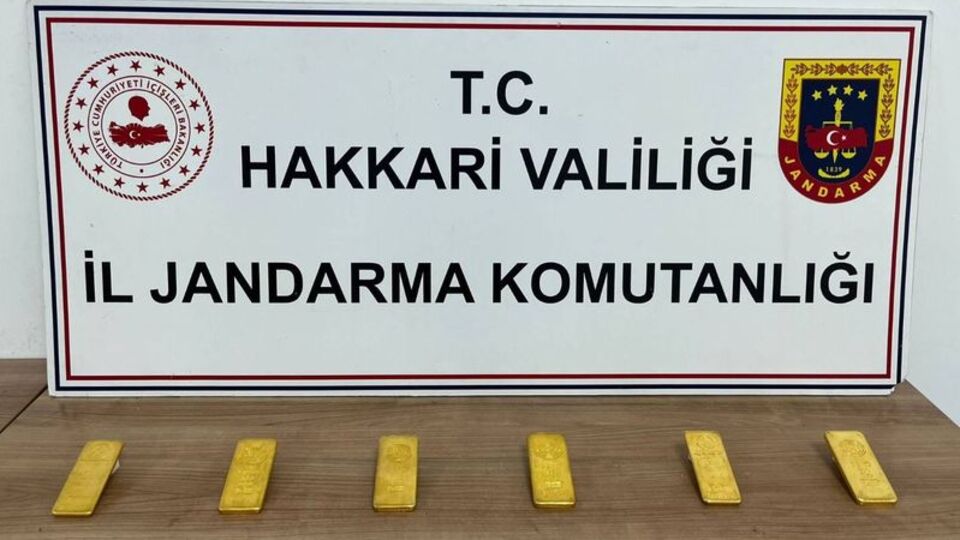 Gümrük kaçağı 6 kilogram külçe altın