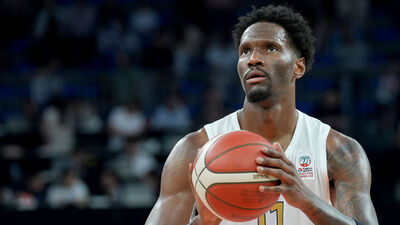 Nigel Hayes-Davis'ten açıklama!