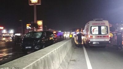 Minibüsün çarptığı 2 kişi öldü