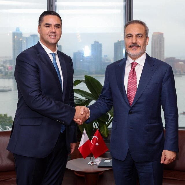 Maltalı mevkidaşıyla görüştü