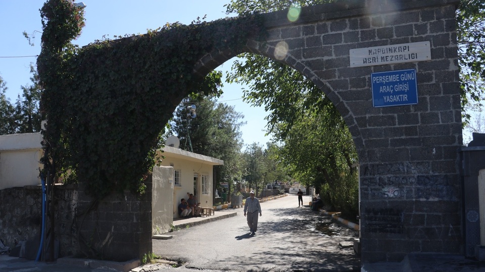 Diyarbakır'da mezarlık karmaşası! 20 günlük yer kaldı