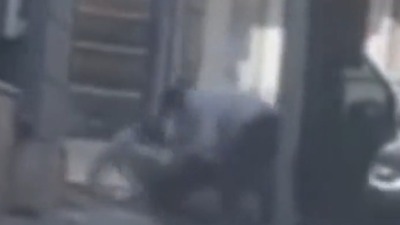 Karakol önünde kanlı kavga!