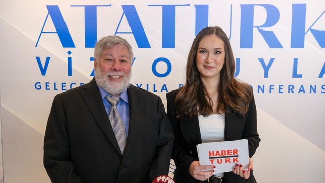 Apple'ın kurucularından Steve Wozniak Habertürk'e konuştu