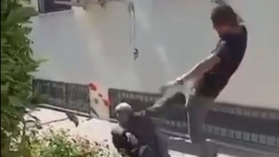 Vali de tepki gösterdi! Yaşlı adama feci darp!