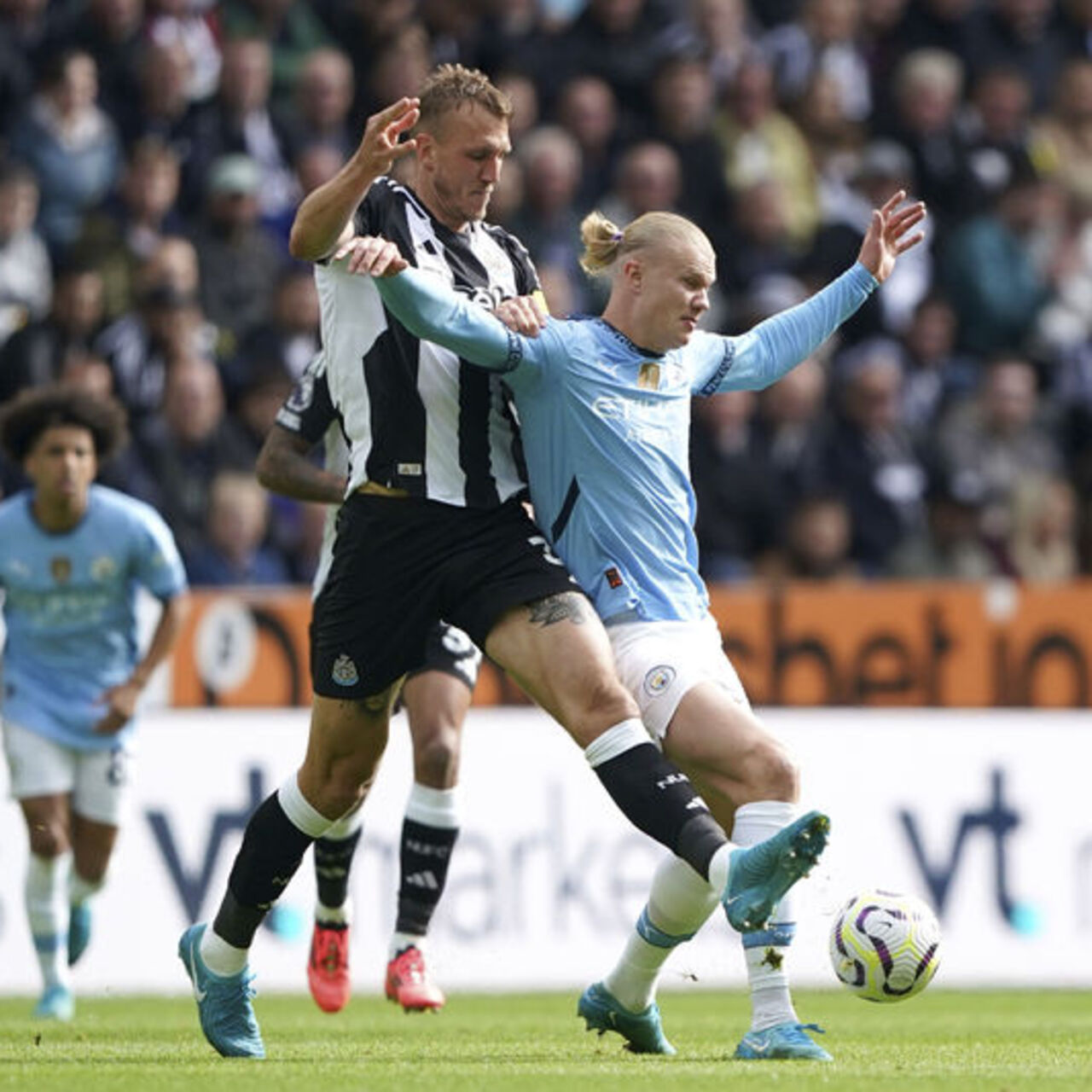 M. City Newcastle'a takıldı!