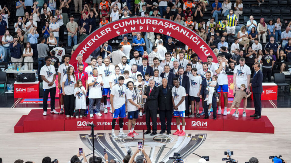 Cumhurbaşkanlığı Kupası'nda şampiyon Anadolu Efes!