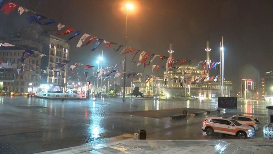 İstanbul'da sağanak yağış