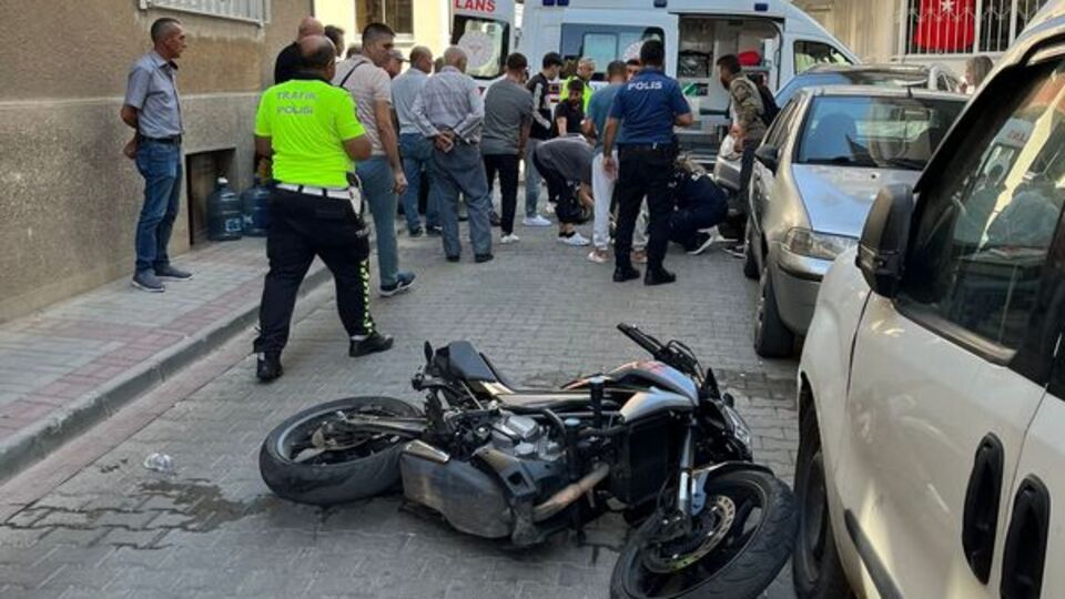 Motosiklet sürücüsü ne yapmalı?