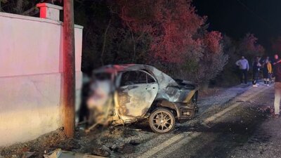 İzmir'de feci kaza! Sürücü yanarak öldü