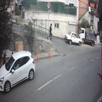 İstanbul'un göbeğinde kadın cinayeti kıl payı!