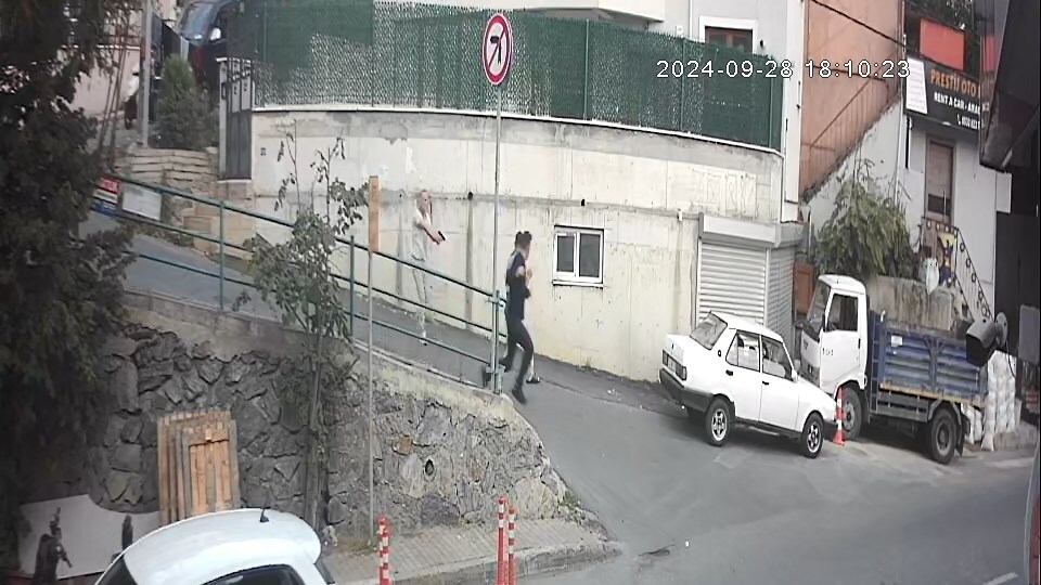 İstanbul'un göbeğinde kadın cinayeti kıl payı!