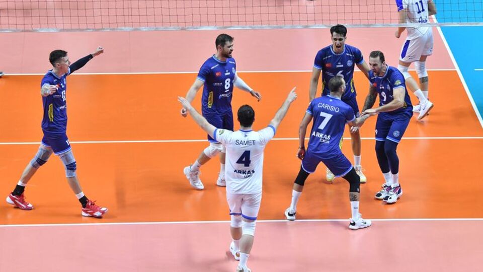 Arkas Spor şampiyon!