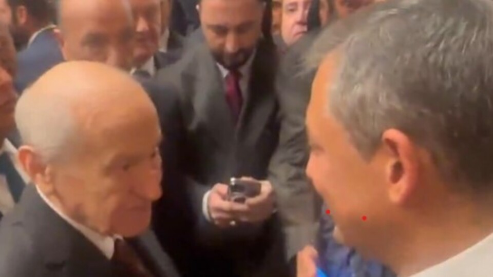 Devlet Bahçeli ile Özgür Özel bir araya geldi