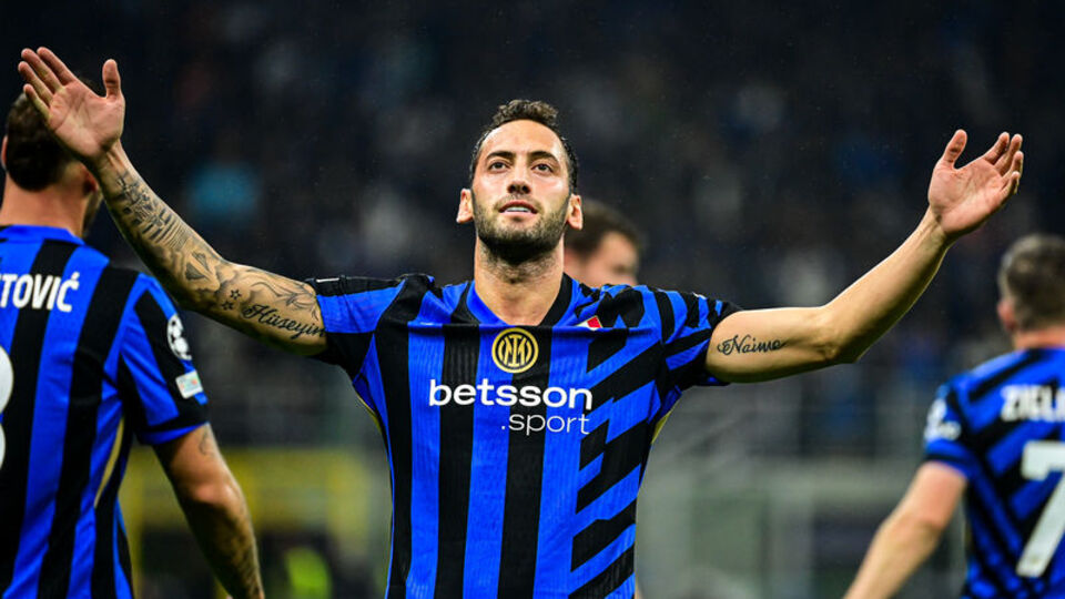 Hakan frikikten attı, Inter kazandı!