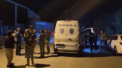 Aracında silahlı saldırıya uğradı