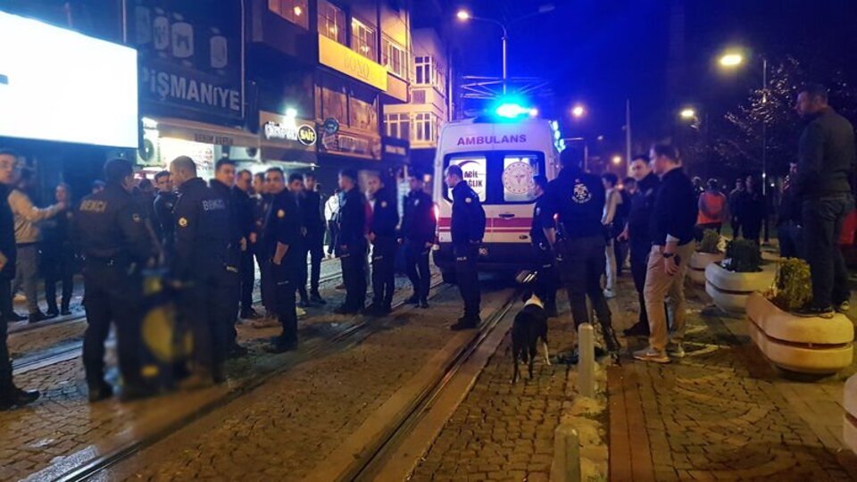 Eğlence mekanına silahlı saldırı: 4 yaralı