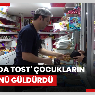 'Askıda tost' çocukların yüzünü güldürdü