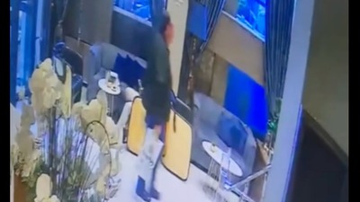 Uruguaylı yaşlı hırsız, turistleri soydu!