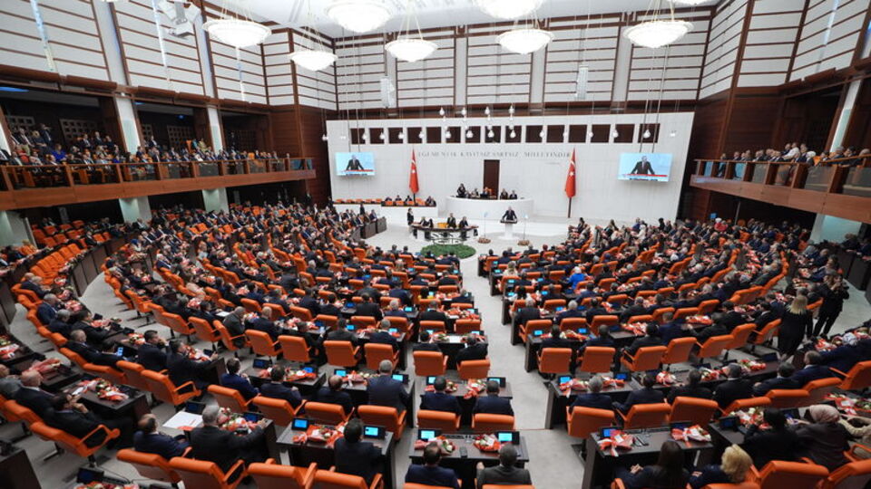 Yeni dokunulmazlık dosyaları Meclis'te